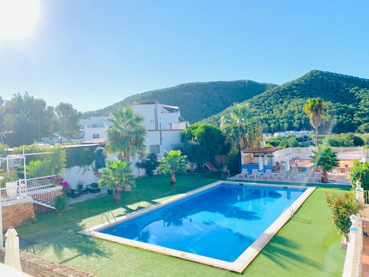 Apartamentos Cana Sofía Cala Llonga (Ibiza) Exterior foto