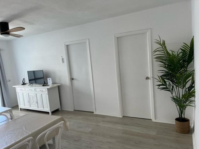 Apartamentos Cana Sofía Cala Llonga (Ibiza) Exterior foto